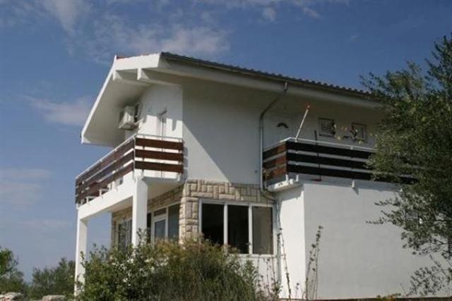 Apartmány Zelic - Ždrelac AP3 (4+1)