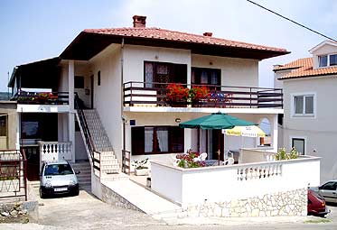 Apartmány Oršić - Vrbnik AP1 (2+2)
