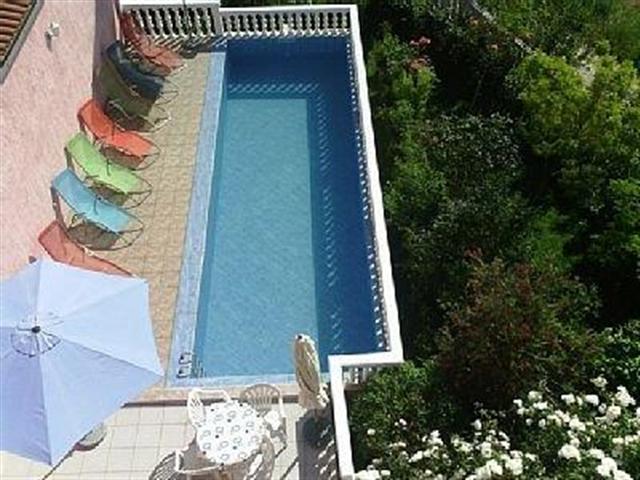 Villa SANDRA - Kaštel Novi AP2 (6+0) mit eigenem Pool