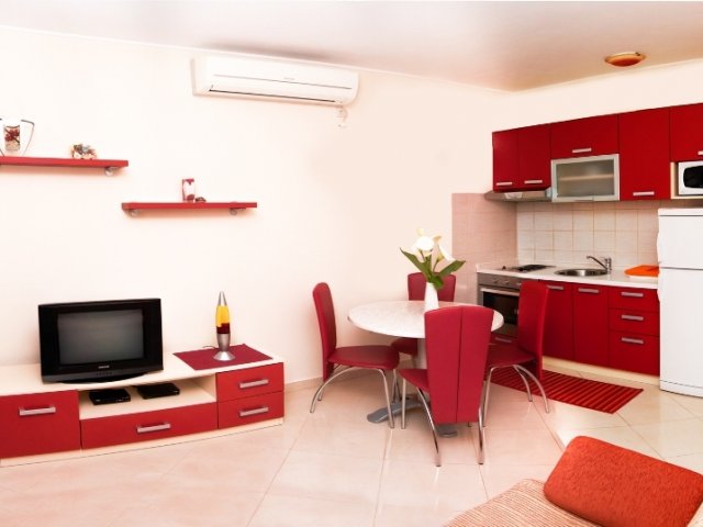 Apartments Komarna Red (4+2)
