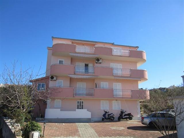 Apartments Vujic Villa Dolac - Trogir, Ciovo AP5 (8+1)