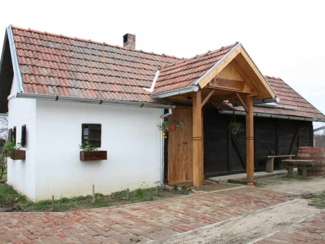 Ruralna kuća za odmor - Đurđevac (2+2)