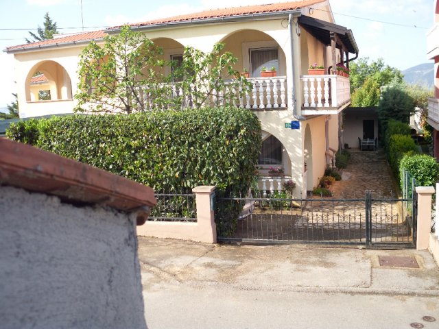 Appartamenti Baburić APP T (4+2) Pinezic, Isola di Krk